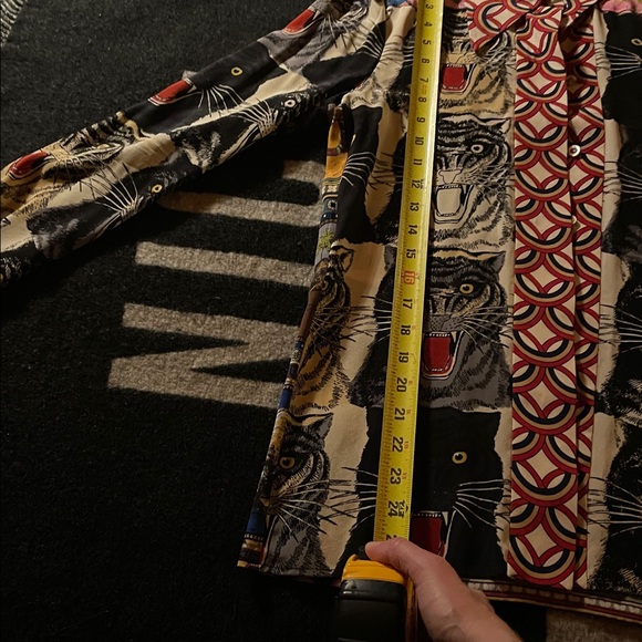 🛑SOLD🛑Gucci Silk Tiger Snake Flora Garden Blind For Love Top Blouse! - Picture 6 of 6